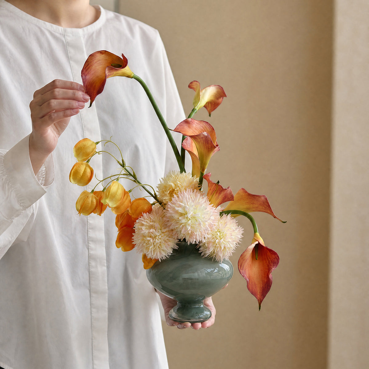 Chuzhuang Tabletop Faux Floral Arrangement